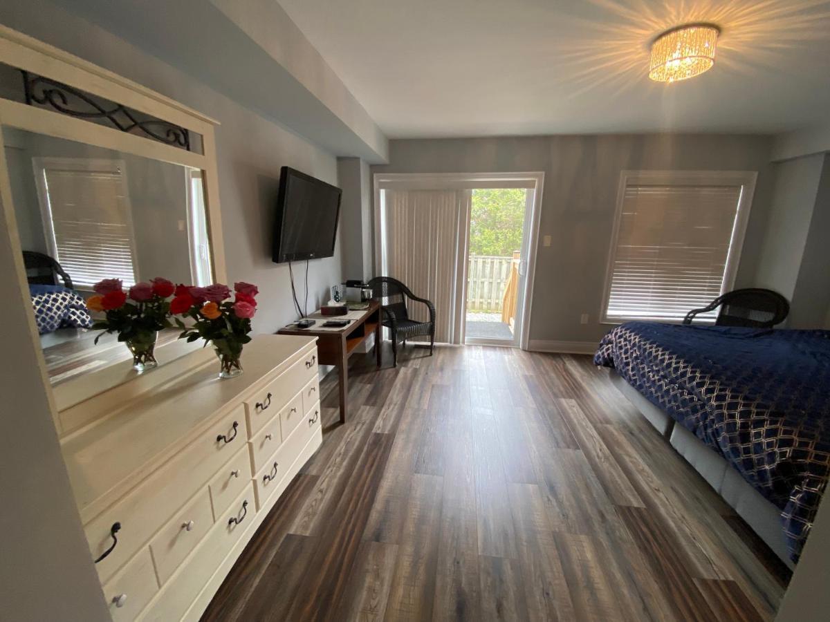 2 Bedroom With 2 Ensuites Unit In Richmond Hill Kültér fotó