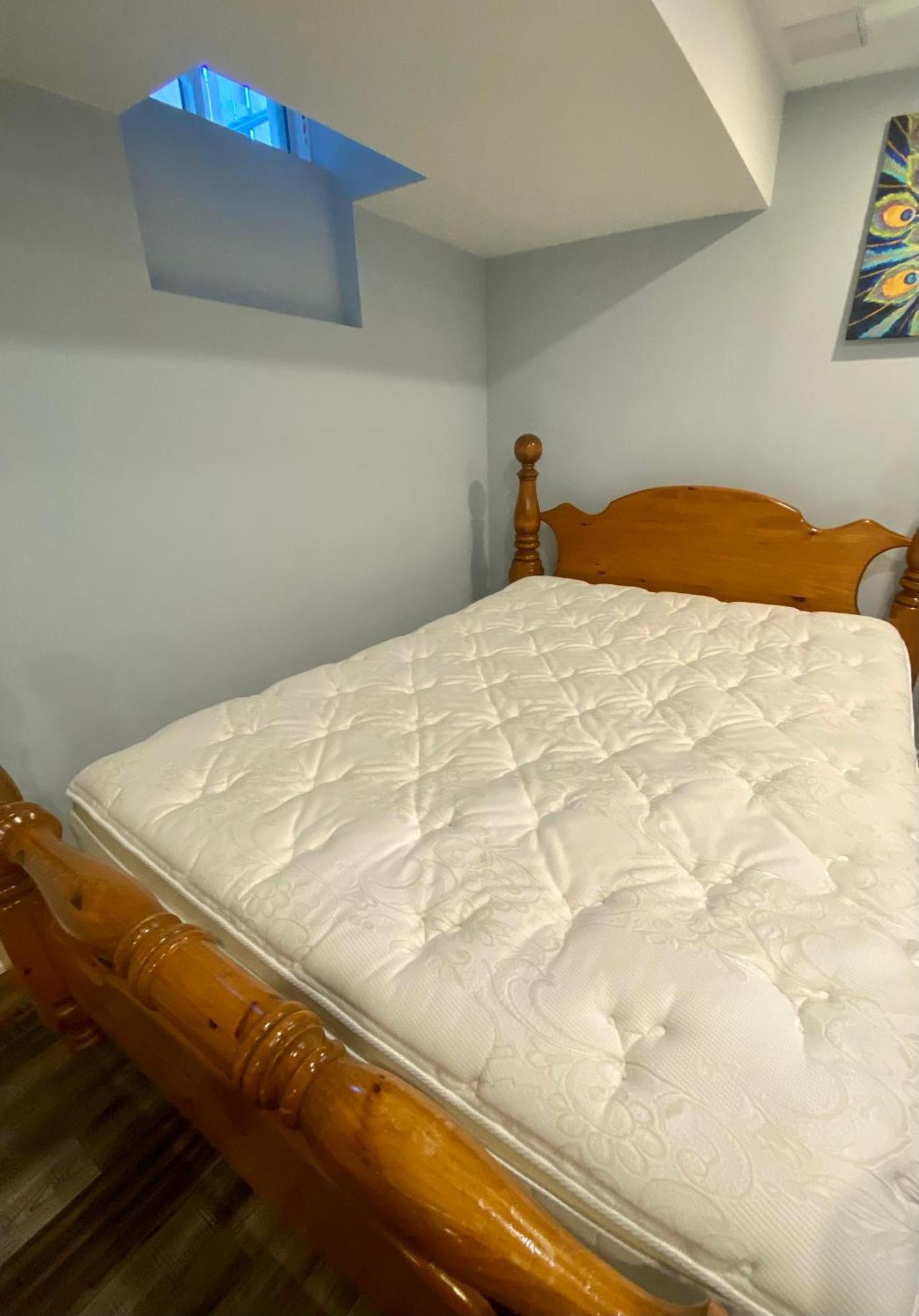 2 Bedroom With 2 Ensuites Unit In Richmond Hill Kültér fotó