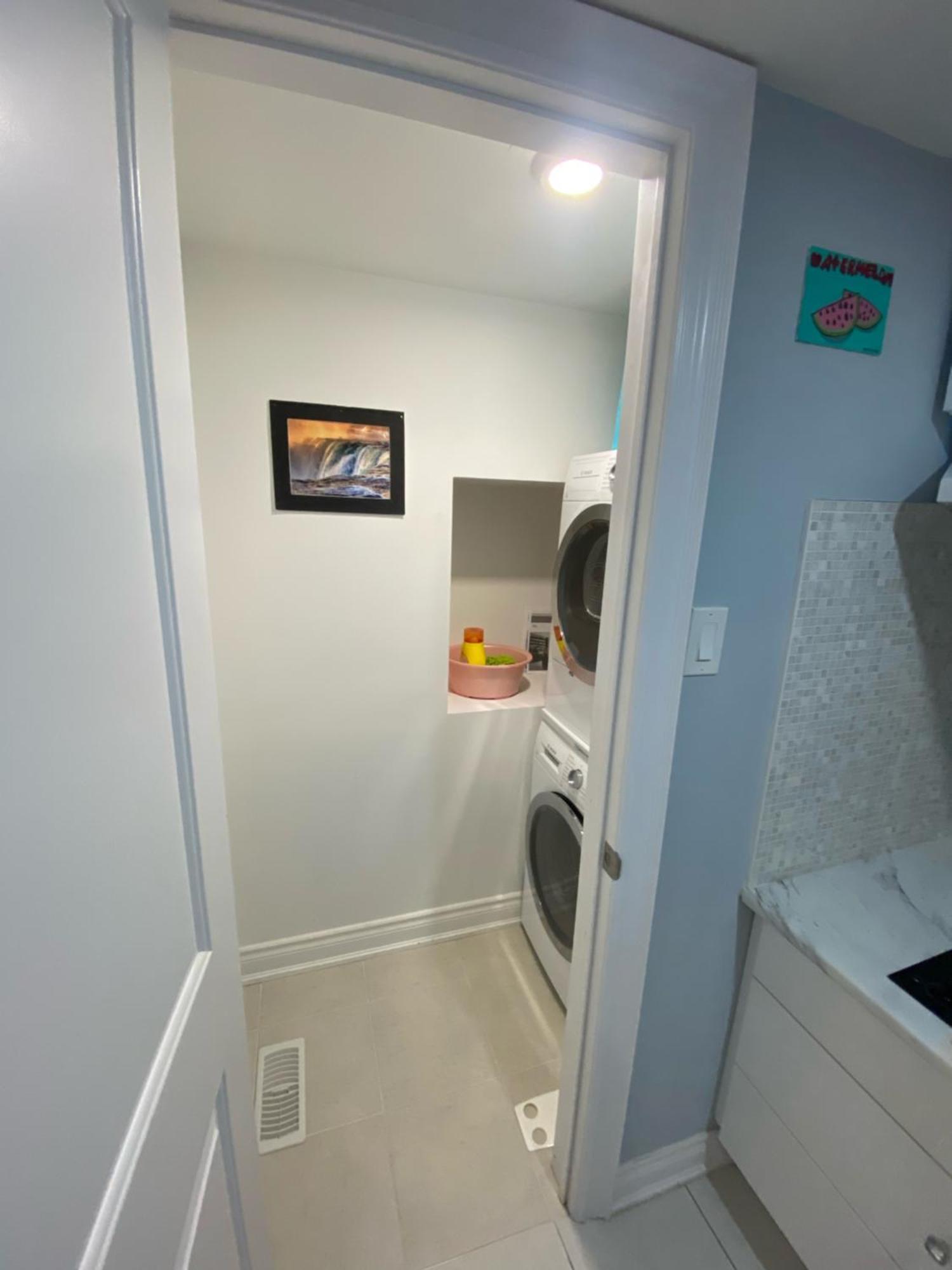 2 Bedroom With 2 Ensuites Unit In Richmond Hill Kültér fotó